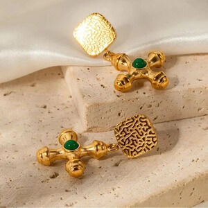 Vintage 18KGold Plated Stainless Steel Waterproof GreenOnyx Stone Cross Earrings
